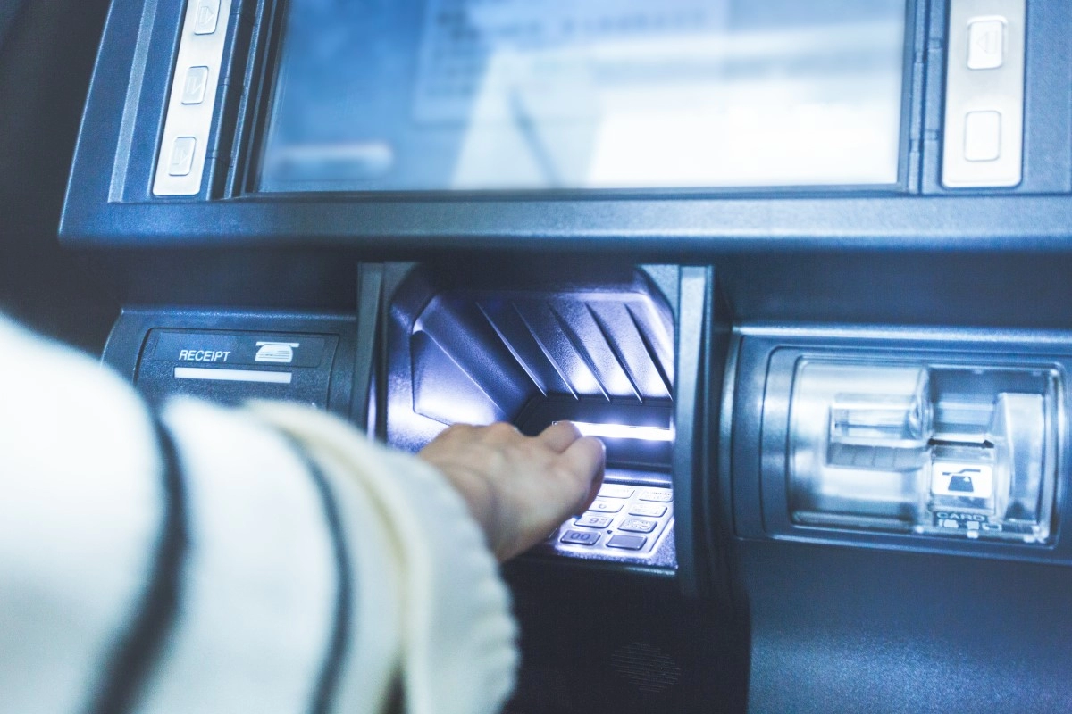 Hrvatska: Pljačkaš bankomata sofisticiranim provalama ukrao 500.000 eura
